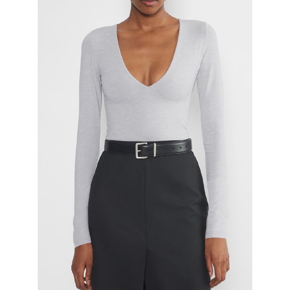 Aritzia Contour New V-Neck Longsleeve Top Heather Chrome Top Gray XS Extra Small